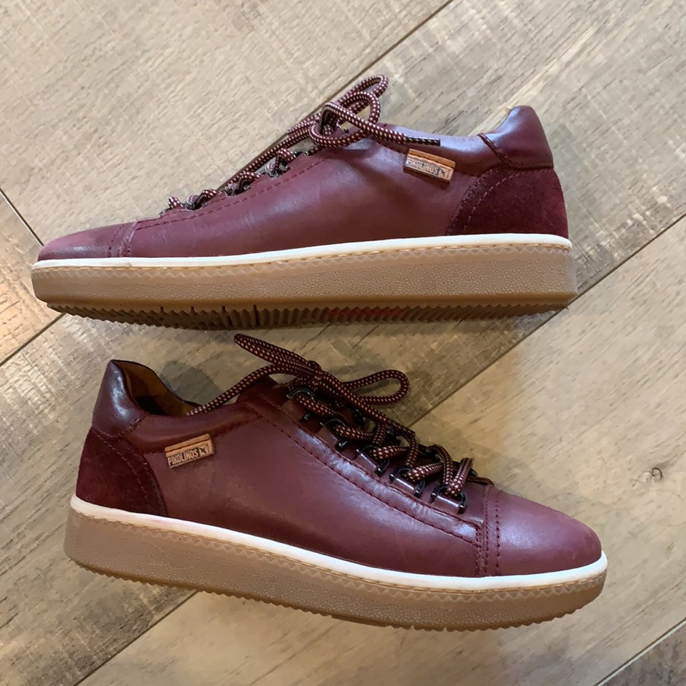 Pikolinos leather sneaker - Picture 9 of 9